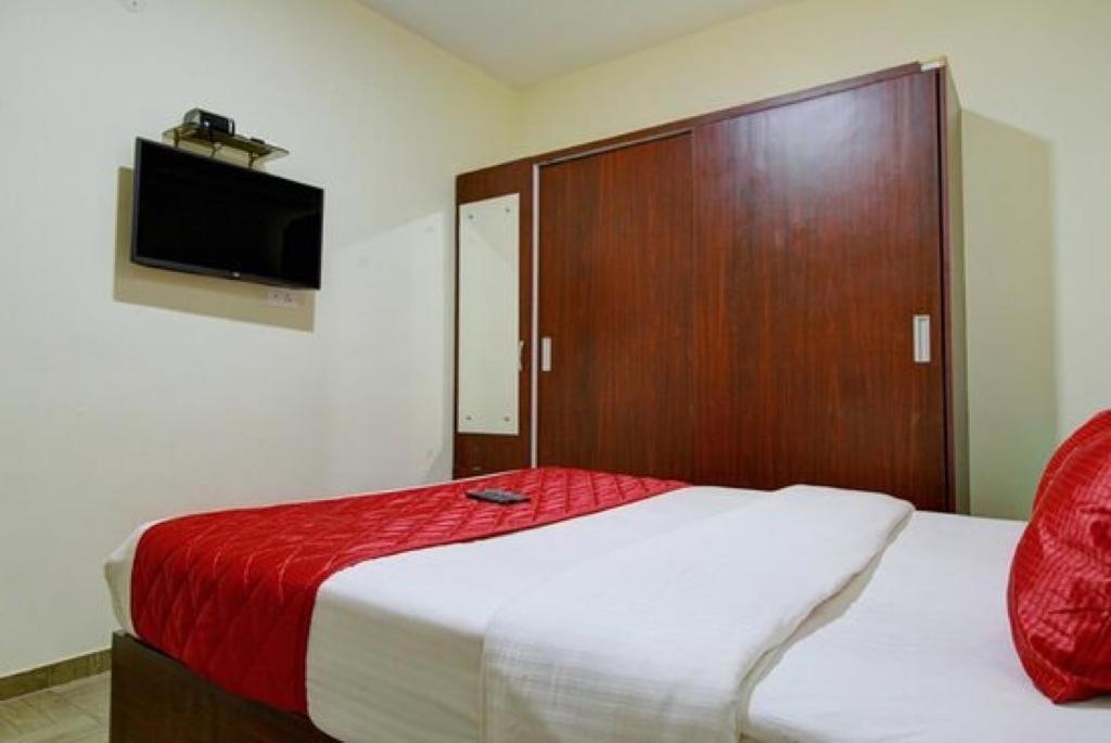 Pinehill Suits Ooty Exterior photo